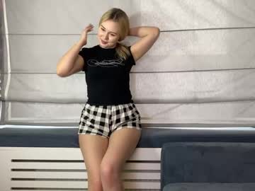 Sweetcandymuse Chaturbate stream image from February 28, 2026