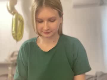 Kyttilovelly Chaturbate stream image from February 28, 2026