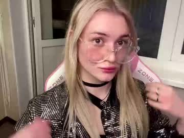 Mariellesockwell Chaturbate stream image from February 28, 2026