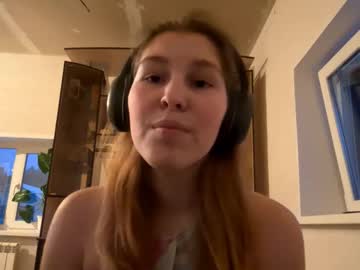 Bobbiemylott Chaturbate stream image from February 28, 2026
