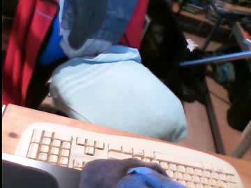 Em312 Chaturbate stream image from February 28, 2026