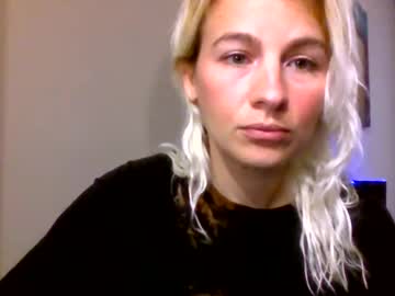 Prettybabypetite Chaturbate stream image from February 28, 2026