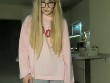 Alicelanei Chaturbate stream image from February 28, 2026