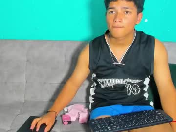 Brandonwesly Chaturbate stream image from February 28, 2026