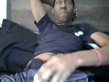 Lovenylontoesonu Chaturbate stream image from February 28, 2026