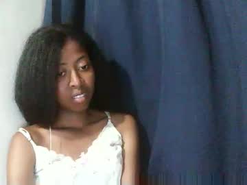Joliekah27 Chaturbate stream image from February 28, 2026