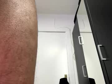 Tomyde25 Chaturbate stream image from February 28, 2026