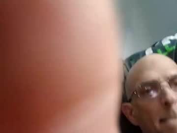 Davedogg818 Chaturbate stream image from February 28, 2026