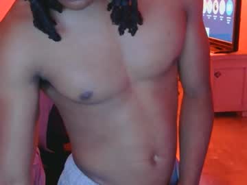 Massivemalik Chaturbate stream image from March 01, 2026