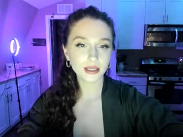 Amberkinsley Chaturbate stream image from March 01, 2026