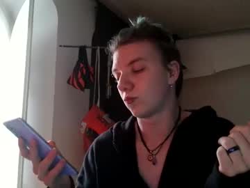 Backuphoney Chaturbate stream image from March 01, 2026