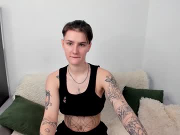 Milenakeeks Chaturbate stream image from March 01, 2026