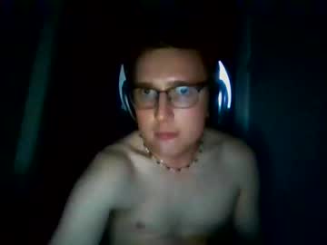 Twnkginger Chaturbate stream image from March 01, 2026