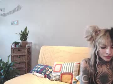 Itsauroraxx Chaturbate stream image from March 01, 2026
