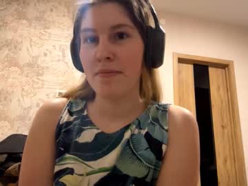 Bobbiemylott Chaturbate stream image from March 01, 2026
