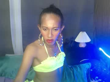 Hugecock_Caramel Chaturbate stream image from March 01, 2026