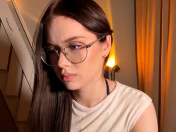Yourbelovedelsa Chaturbate stream image from March 01, 2026