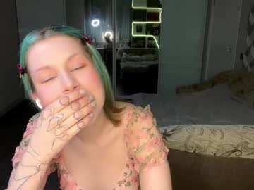 Danniesaysongkham Chaturbate stream image from March 01, 2026