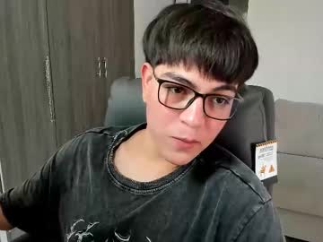 Jaythomax Chaturbate stream image from March 01, 2026
