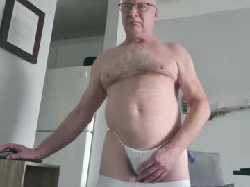 Petitebite4pouce Chaturbate stream image from March 01, 2026