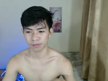 Clyde_Twinkx Chaturbate stream image from March 01, 2026
