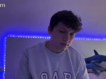Milkoutq Chaturbate stream image from March 01, 2026