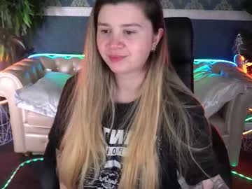 Amellymillyy Chaturbate stream image from March 01, 2026