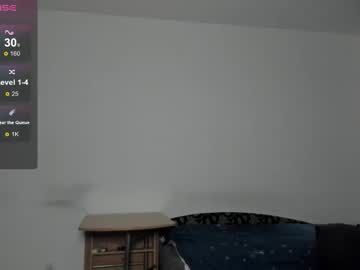 Kitsunemoon Chaturbate stream image from March 01, 2026