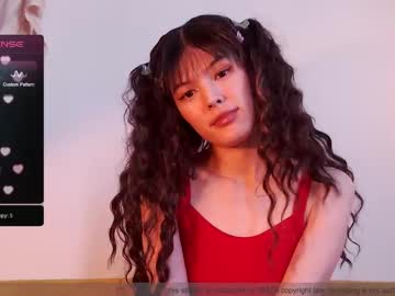 Hivivi Chaturbate stream image from March 01, 2026
