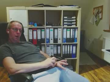 Lefti27 Chaturbate stream image from March 01, 2026