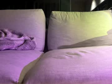Lauetalau Chaturbate stream image from March 02, 2026