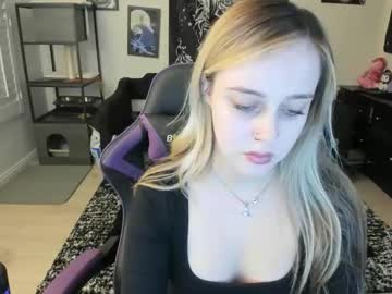 Luna_Lovelyy Chaturbate stream image from March 02, 2026