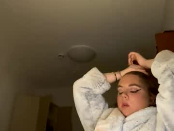 Kiraslut981151 Chaturbate stream image from March 02, 2026