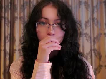 Candysummerour Chaturbate stream image from March 02, 2026