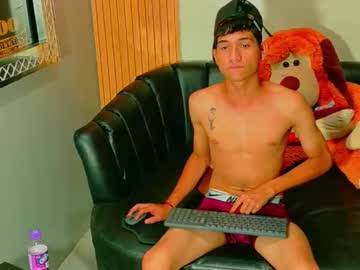 Estevenbrown1 Chaturbate stream image from March 02, 2026