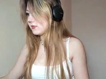 Tinishaorce Chaturbate stream image from March 02, 2026
