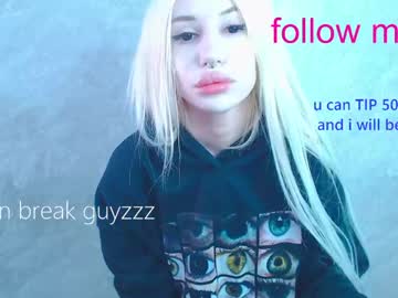 Alison_Moonlight Chaturbate stream image from March 02, 2026