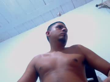 Bigwoll Chaturbate stream image from March 02, 2026