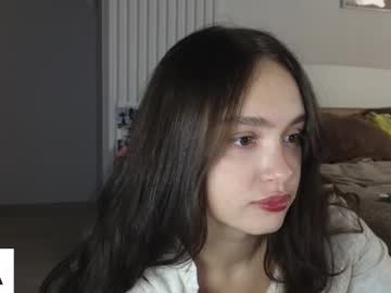 Evi_Woow Chaturbate stream image from March 02, 2026