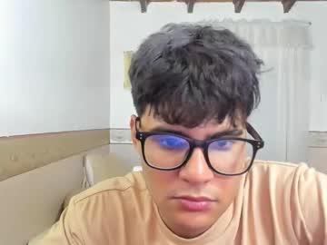 Twinkwolf2 Chaturbate stream image from March 03, 2026
