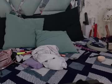 Queenjenn__ Chaturbate stream image from March 03, 2026