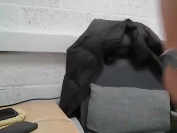 Edwill13 Chaturbate stream image from March 03, 2026