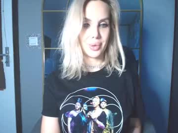 Sexyquennina Chaturbate stream image from March 03, 2026