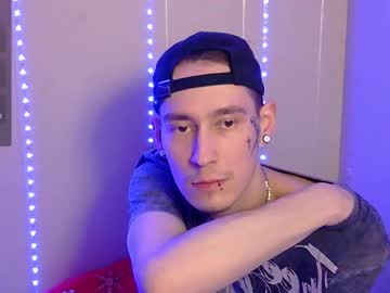 Alexwolfmoto Chaturbate stream image from March 03, 2026