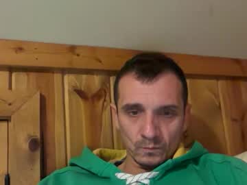 Bennymn Chaturbate stream image from March 04, 2026