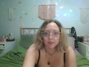 Candicepeace Chaturbate stream image from March 04, 2026