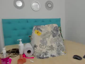 Yaiza_Sexylovee Chaturbate stream image from March 04, 2026