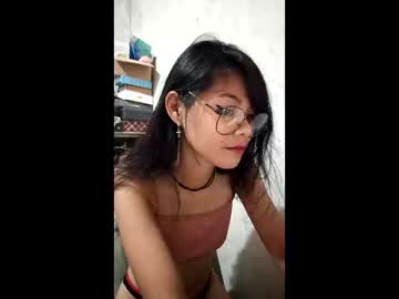 Coralinebane Chaturbate stream image from March 04, 2026