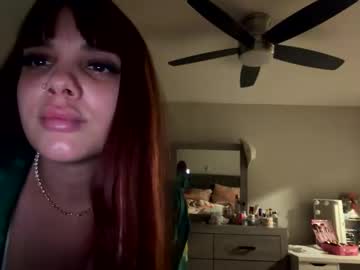 Redvelvetsoft Chaturbate stream image from March 04, 2026