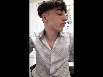 Derekato Chaturbate stream image from March 04, 2026